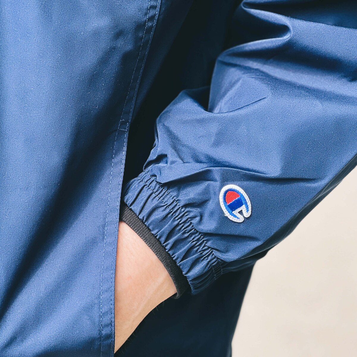 Champion® Spirit Punching Cy Navy Packable Jacket